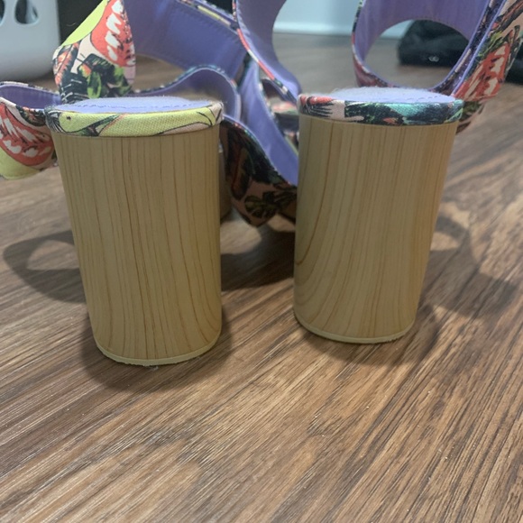 H&M Divided size 40 (8.5-9) platform wrap sandals - Picture 6 of 6